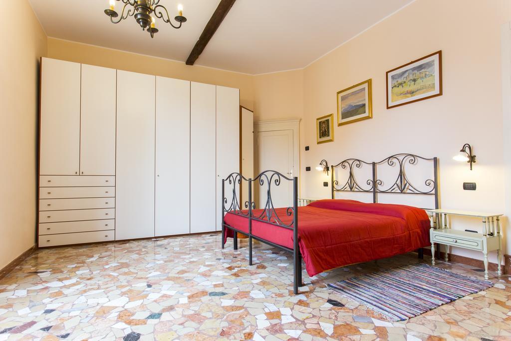 Petroni 38 By Studio Vita Bolonia Habitación foto